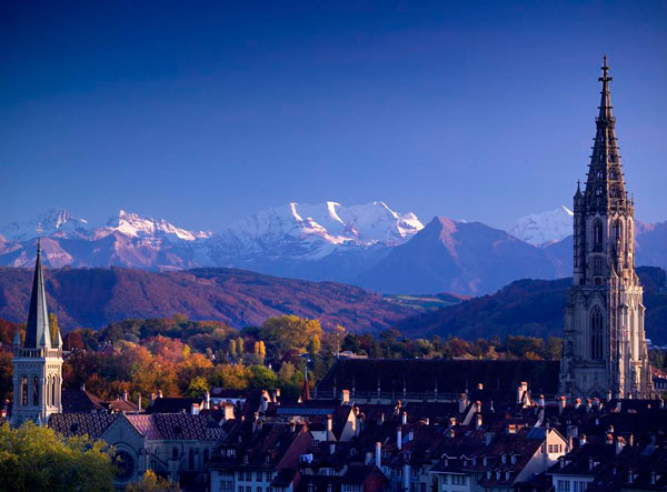 Bern gehört weltweit zu den Städten mit den meisten Naturoasen und wird nicht zuletzt deshalb regelmäßig unter die drei Städte mit der höchsten Lebensqualität gewählt